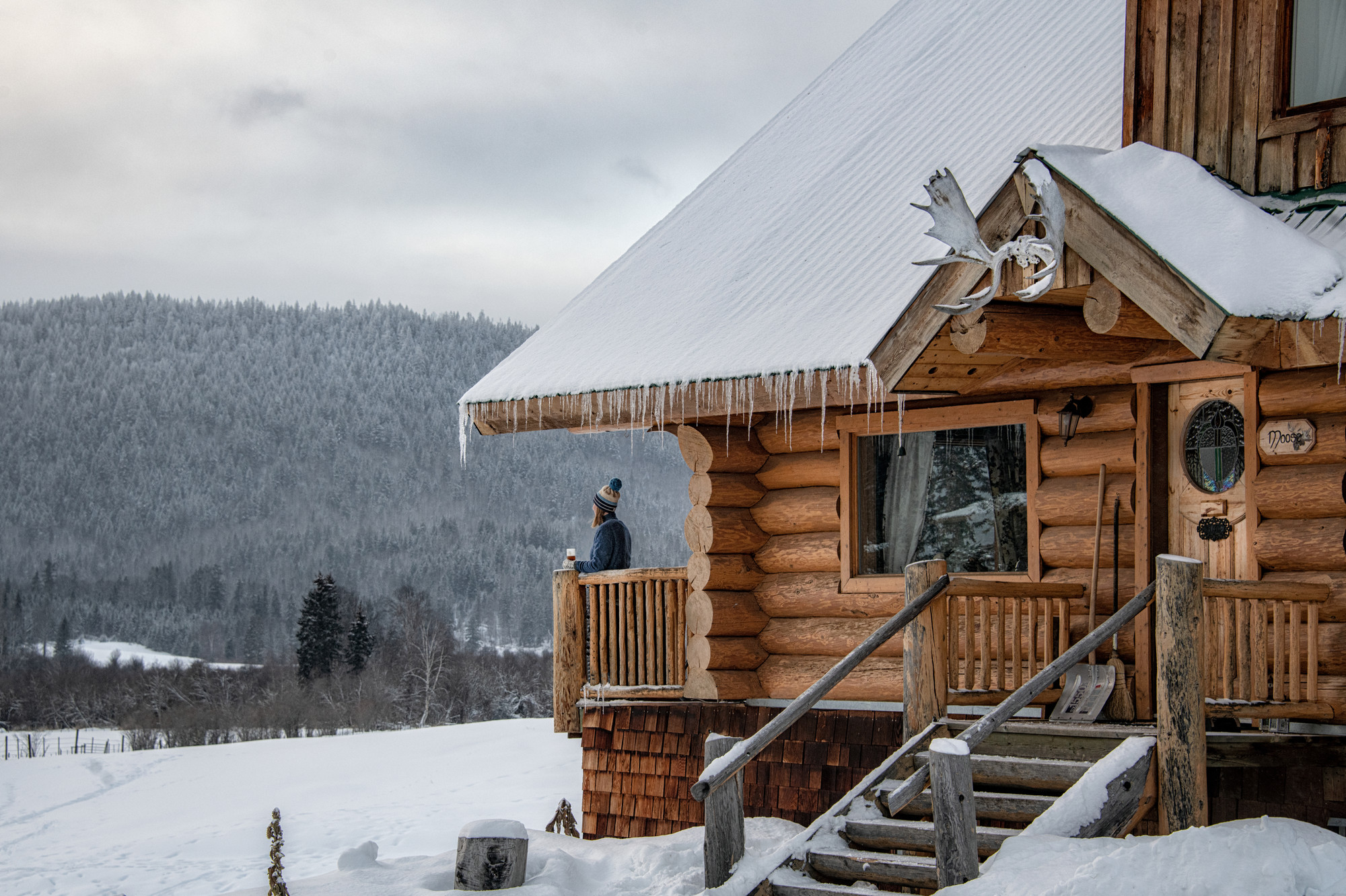 BC's Cozy Cabin Capital! 24 Stays to Choose From - Gold Rush Trail