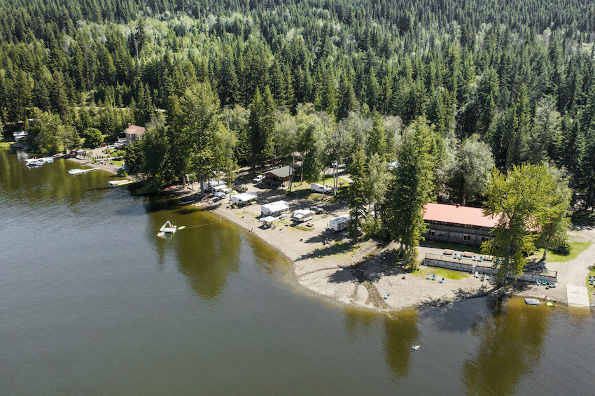 Drone photo of a resort on a lake.