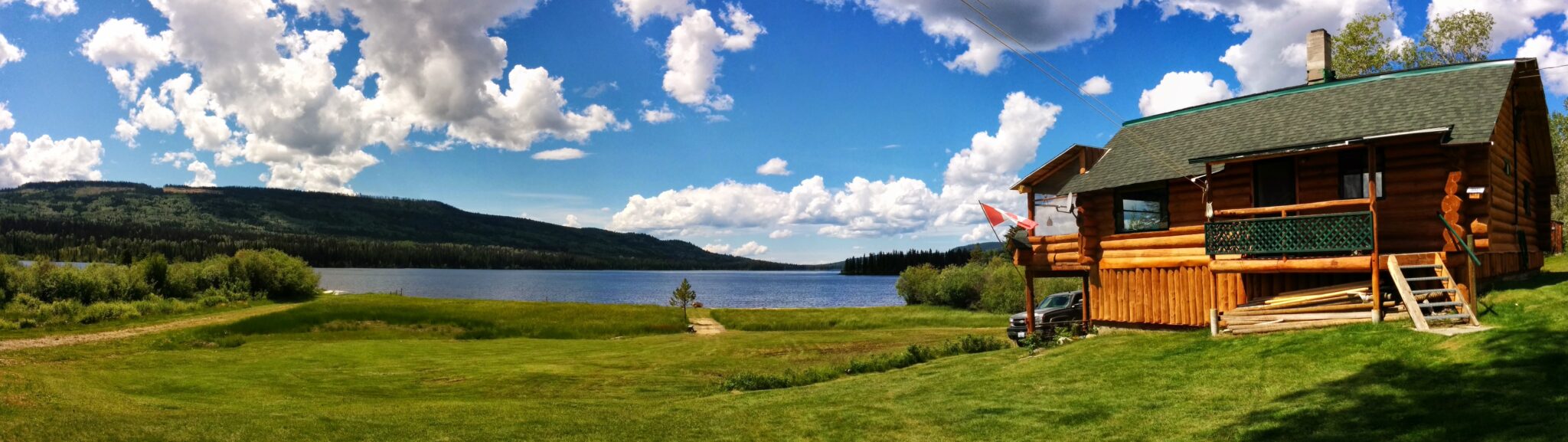 BC's Cozy Cabin Capital! 24 Stays to Choose From Gold Rush Trail